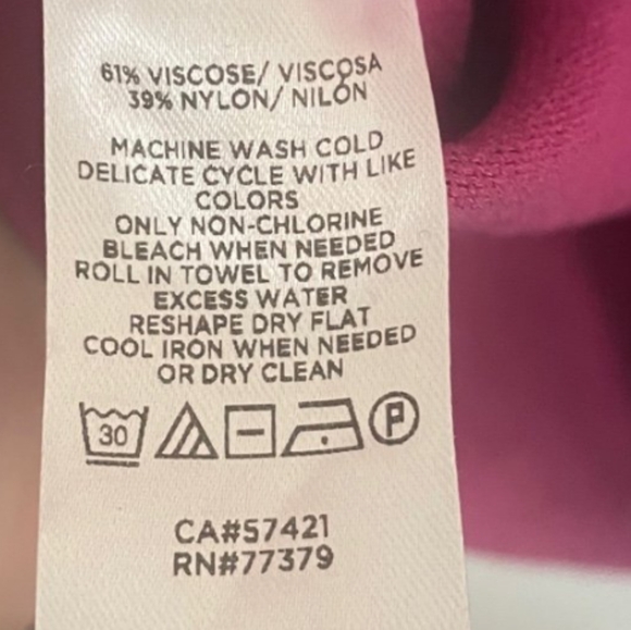 Ann Taylor Mock Neck Sleeveless Sweater - Picture 3 of 3